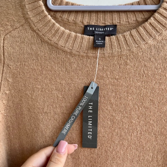 NWT The Limited 100% Cashmere Sweater in Camel (Small) - Picture 3 of 5